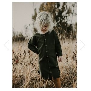 The simple folk shirt dress